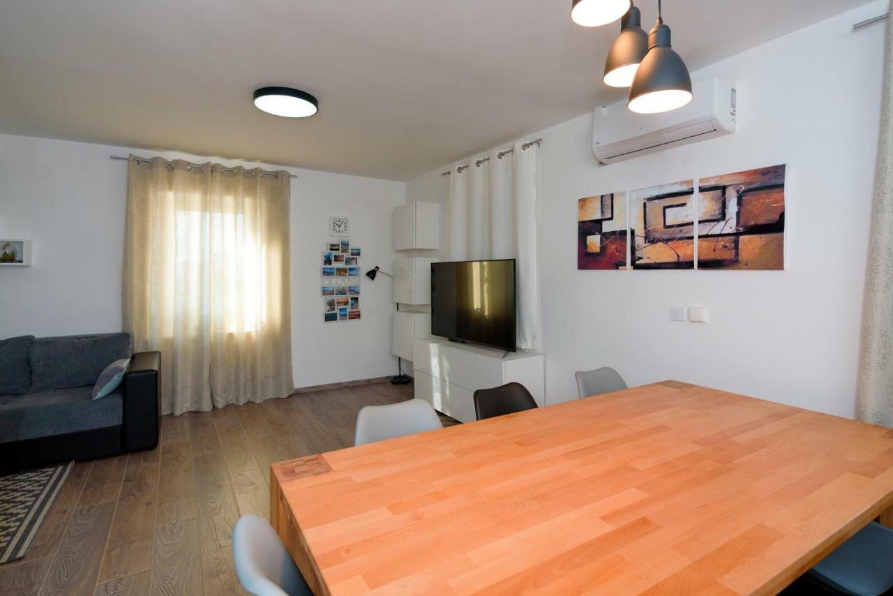 Apartments Magli Kaštela 外观 照片