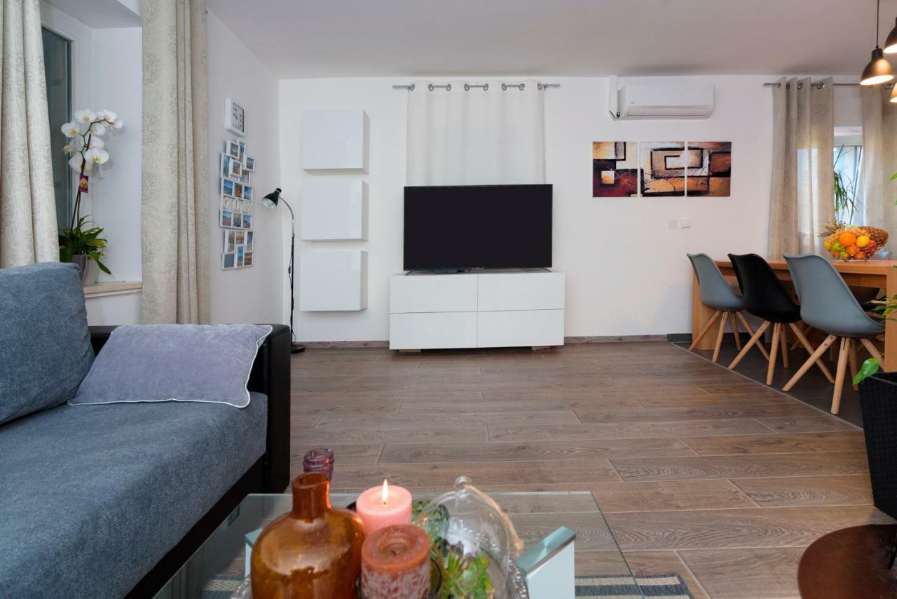 Apartments Magli Kaštela 外观 照片